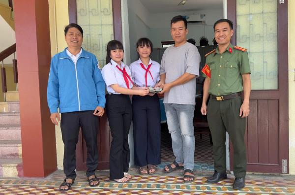 Xứng đáng là cháu ngoan Bác Hồ