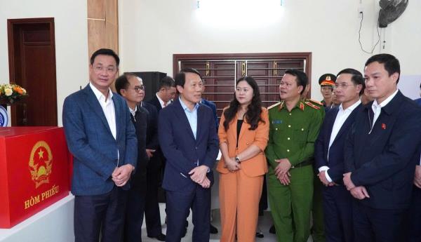 Đại tướng Lương Tam Quang- Bộ trưởng Bộ Công an kiểm tra công tác chuẩn bị bầu cử tại Đà Nẵng