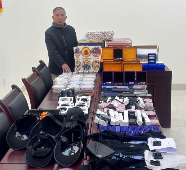 Triệt xóa hai điểm mua bán thiết bị gian lận cờ bạc trên địa bàn TP Đà Nẵng