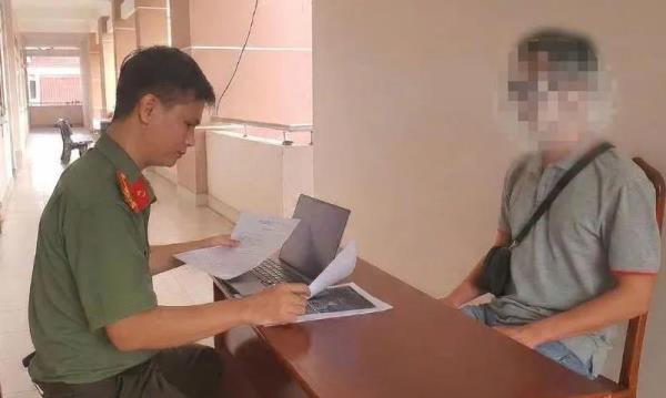 Facebooker bị phạt 7,5 triệu vì đăng tin sai về Công an