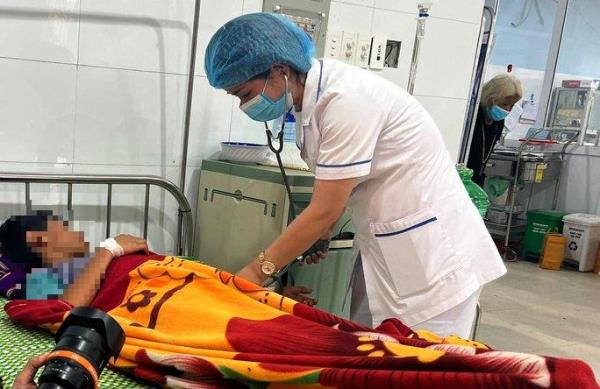 Báo động ngộ độc chết người do ăn cá ủ chua