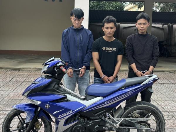 Nhóm cướp giật tài sản sa lưới sau 5 giờ gây án