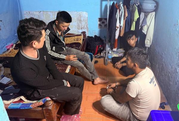 Công an phường Tam Kỳ liên tiếp triệt phá 5 tụ điểm ma túy, bắt giữ 8 đối tượng