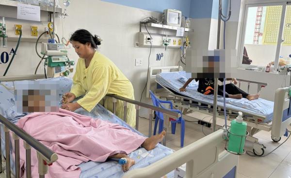 Sức khỏe các bệnh nhi đã hồi phục sau khi dùng thuốc giải độc đặc hiệu