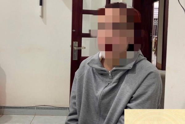 Cắm điện thoại rồi dựng chuyện bị cướp