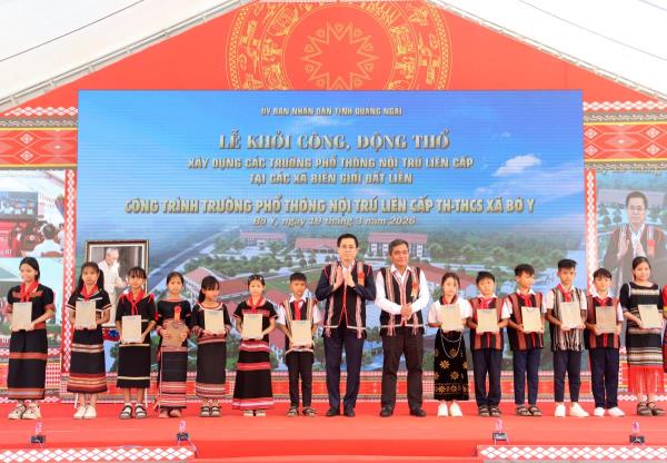 Khởi công 5 trường nội trú liên cấp tại các xã biên giới Quảng Ngãi