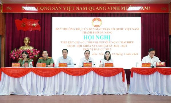 Đại tá Nguyễn Đại Đồng - Phó Giám đốc Công an TP Đà Nẵng, ứng viên đại biểu Quốc hội khóa XVI tiếp xúc cử tri các xã Hòa Vang, Hòa Tiến, Bà Nà