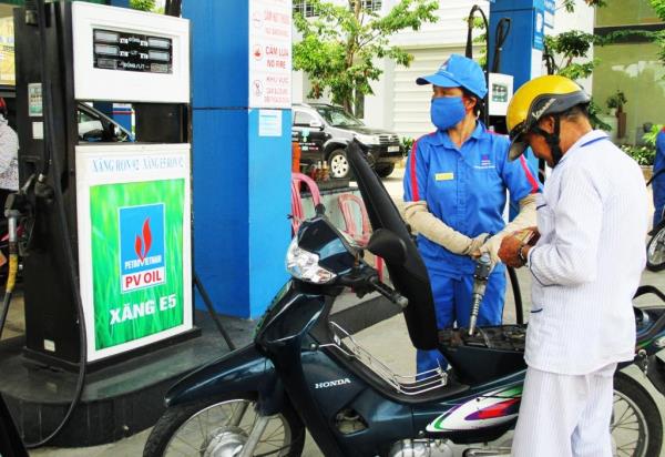Điều chỉnh tăng giá xăng, dầu