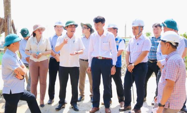 Khơi thông nguồn lực hạ tầng giao thông và đất đai