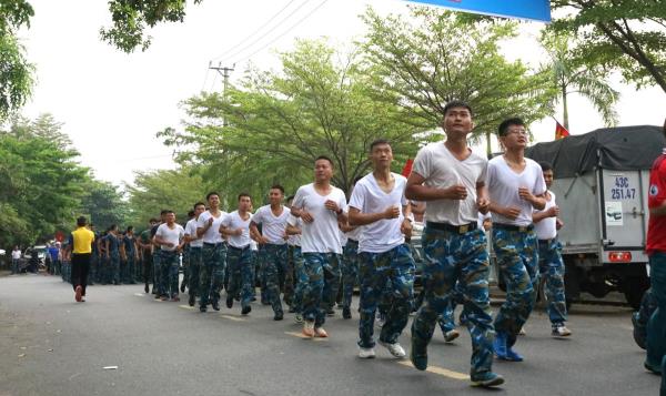 Hơn 700 người tham gia Ngày chạy Olympic vì sức khỏe toàn dân - Vì an ninh Tổ quốc