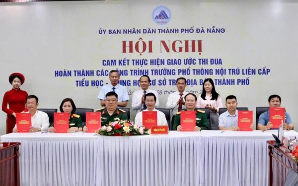 Cam kết hoàn thành 6 trường phổ thông nội trú liên cấp khu vực biên giới trước 30-8-2026