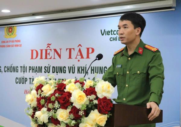 Bịt kẽ hở an ninh, nâng cao cảnh giác từ cơ sở, không cho tội phạm cơ hội cướp ngân hàng