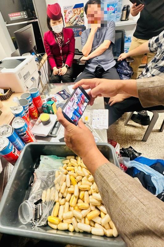 Hành khách Hàn Quốc đến Nội Bài mang theo 3,6kg ma túy cất giấu tinh vi