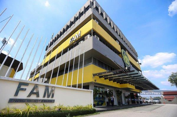 Nhìn lại vụ tranh chấp pháp lý giữa FAM và FIFA: Hành động tự sát của FAM