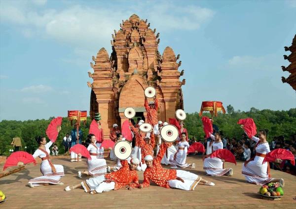 Ngày hội Văn hóa dân tộc Chăm lần thứ VI tổ chức tại Khánh Hòa