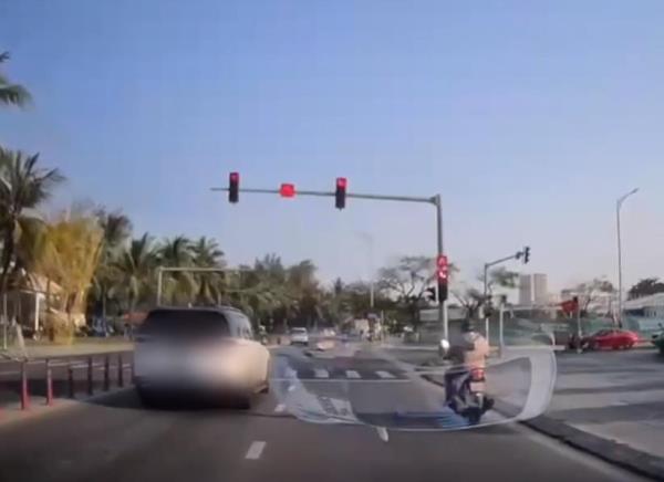 Xử lý tài xế vượt ẩu
