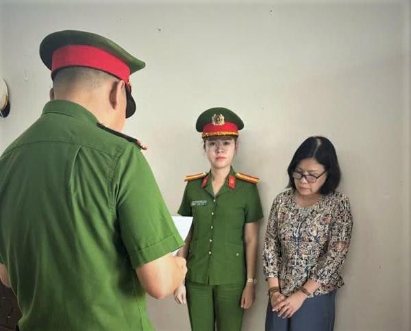 Khởi tố, bắt tạm giam đối tượng lạm dụng tín nhiệm chiếm đoạt tài sản