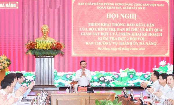 Thường trực Ban Bí thư Trần Cẩm Tú chủ trì hội nghị thông báo kết quả giám sát của Bộ Chính trị, Ban Bí thư với Ban Thường vụ Thành ủy Đà Nẵng