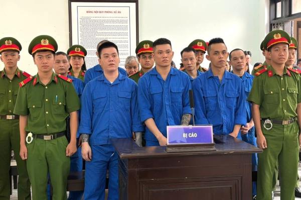 Xét xử 8 bị cáo trong đường dây ma túy  liên tỉnh quy mô lớn tại Huế
