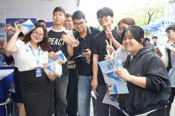 Hơn 8.000 cơ hội việc làm cho sinh viên tại Ngày hội việc làm Bách khoa 2026