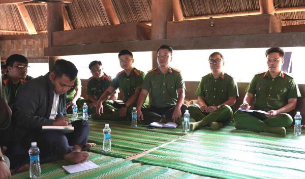 Lắng nghe dân để phục vụ tốt hơn