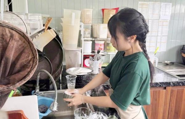 Vui buồn sinh viên làm thêm