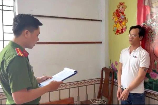 Bắt tạm giam đối tượng lừa đảo chiếm đoạt 1,6 tỷ đồng sau nhiều năm lẩn trốn