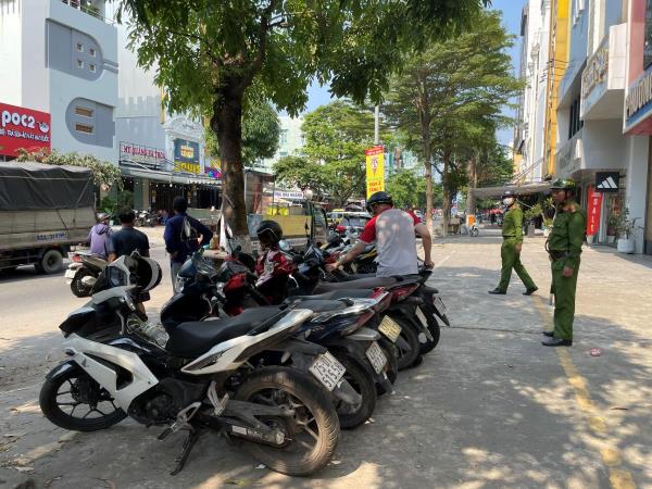 Bắt đầu từ thay đổi ý thức người dân