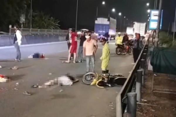 Va chạm giữa ô tô và xe máy trên Quốc lộ 1A, 3 người thương vong
