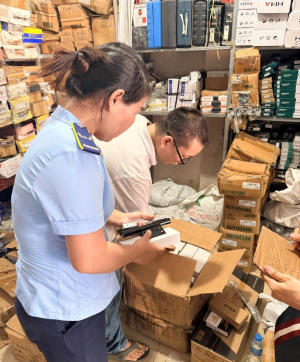 Xử phạt 35 triệu đồng đối với 1 trường hợp kinh doanh hàng hóa không rõ nguồn gốc, xuất xứ
