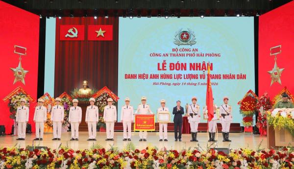 Công an thành phố Hải Phòng trang trọng đón nhận danh hiệu Anh hùng lực lượng vũ trang nhân dân