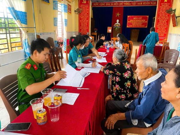 Công an phường Điện Bàn quyết tâm thực hiện thành công Chiến dịch 60 ngày