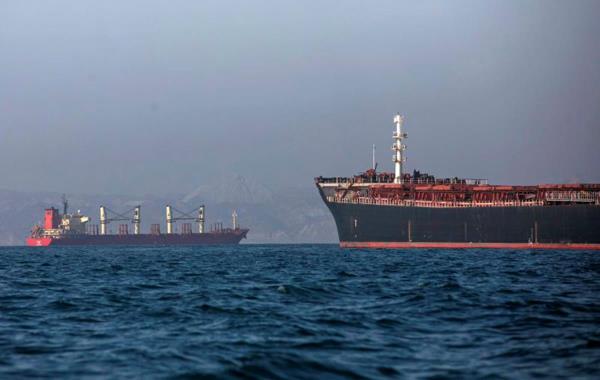 Ông Trump hoãn kế hoạch tấn công Iran, mở đường cho đàm phán hạt nhân