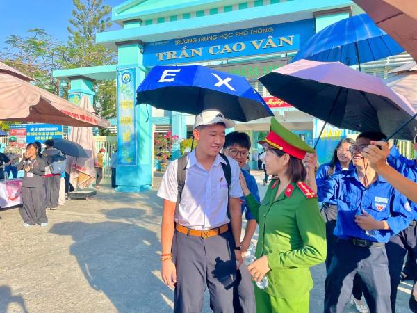 Tuổi trẻ Công an thành phố Đà Nẵng đồng hành Tiếp sức mùa thi tuyển sinh lớp 10