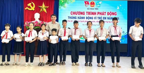 Xã Hòa Tiến phát động Tháng hành động vì trẻ em