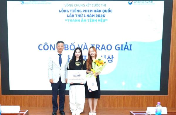 Sinh viên Trường Đại học Ngoại ngữ Đà Nẵng giành giải Nhất cuộc thi lồng tiếng phim Hàn Quốc
