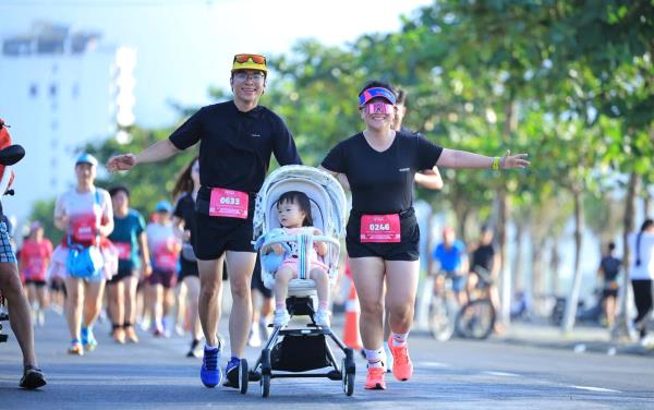 Gần 2.000 người tham gia Newborns Vietnam Run Out 2026 tại Đà Nẵng