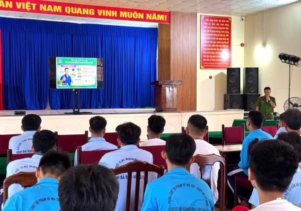 Công an TPHCM đẩy mạnh tuyên truyền, tư vấn chương trình cho vay đối với người sau cai nghiện