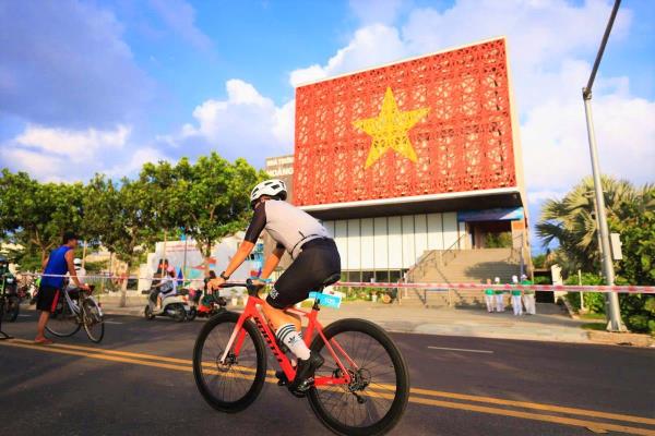 Gần 300 vận động viên tranh tài Giải SUNRISE SPRINT Việt Nam 2026 tại Đà Nẵng