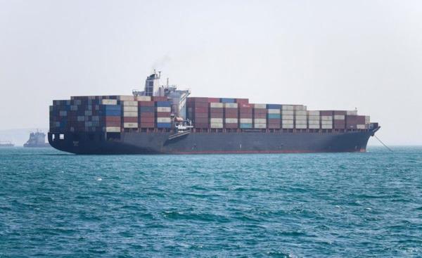Ông Trump cảnh báo Iran sau vụ đấu hỏa lực với tàu chiến Mỹ ở Hormuz