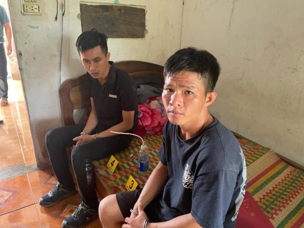 Công an xã Tam Xuân triệt phá tụ điểm mua bán trái phép chất ma tuý