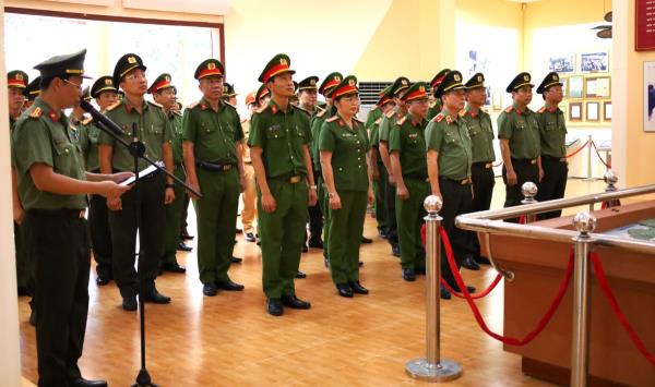 Lá chắn thép bảo vệ cơ quan đầu não của chiến trường Khu 5