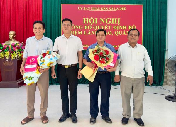 Xã La Dêê kiện toàn tổ chức bộ máy chính quyền