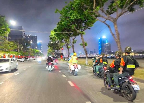 Lặng thầm những đêm trắng 911