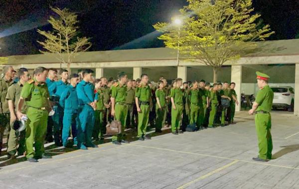 Công an phường Tam Kỳ ra quân trấn áp các hành vi liên quan đến ma tuý