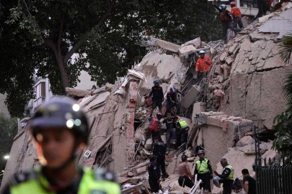 Động đất thế kỷ tại Venezuela: Cuộc chạy đua sinh tử dưới đống đổ nát
