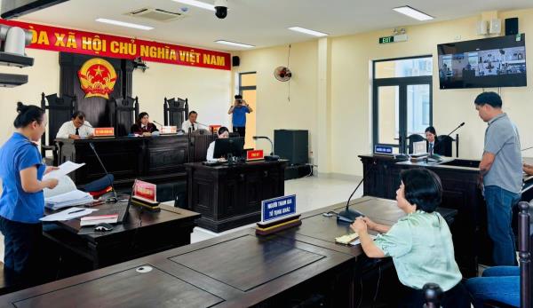 Lợi dụng lòng tin chiếm đoạt tiền vay của bạn