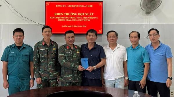 Khen thưởng đột xuất lực lượng tham gia chữa cháy rừng