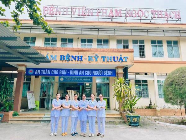 Cam kết thực hiện môi trường bệnh viện không thuốc lá