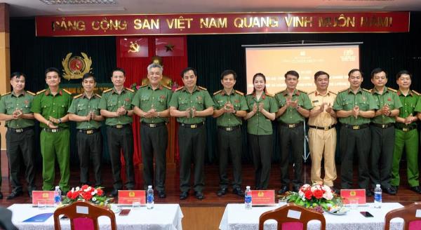 Sân chơi thực chiến Theo dấu dữ liệu - Truy tìm danh tính